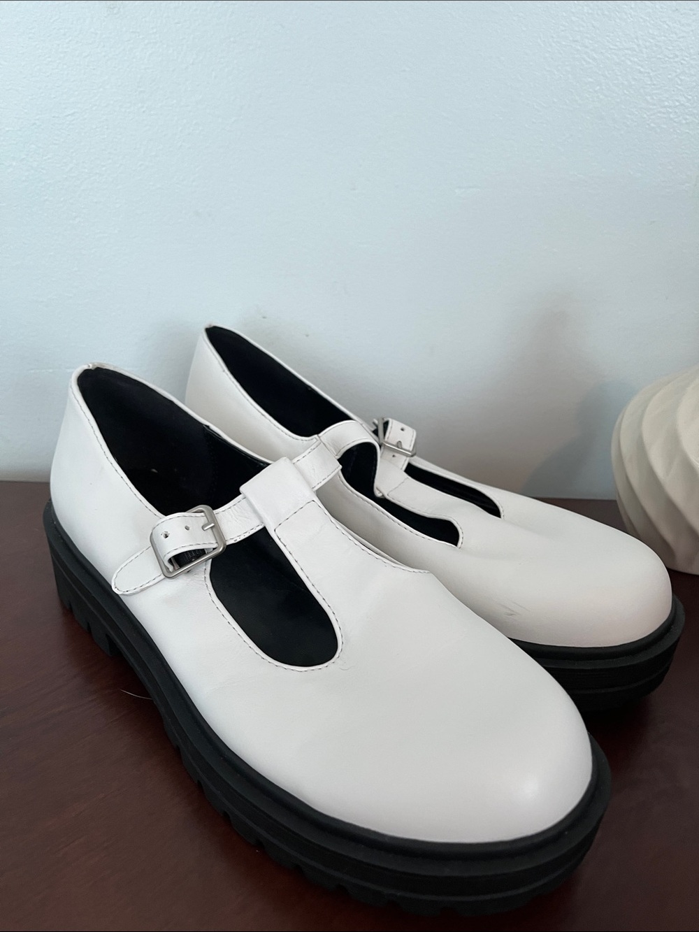 NWT Soda White T-Strap Mary Jane Platform Shoes with Black Sole